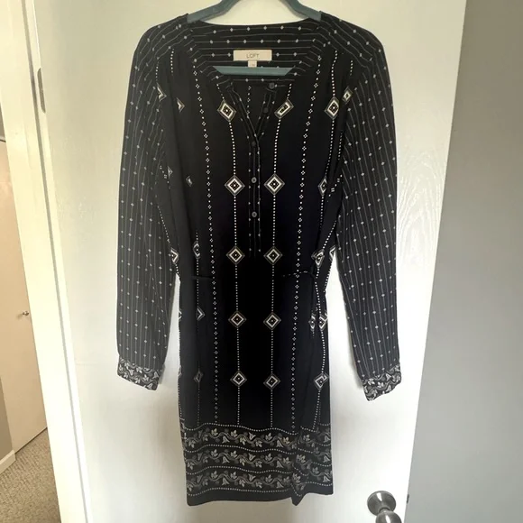 LOFT NAVY and CREAM Geometric Long Sleeve Dress - Picture 1 of 1